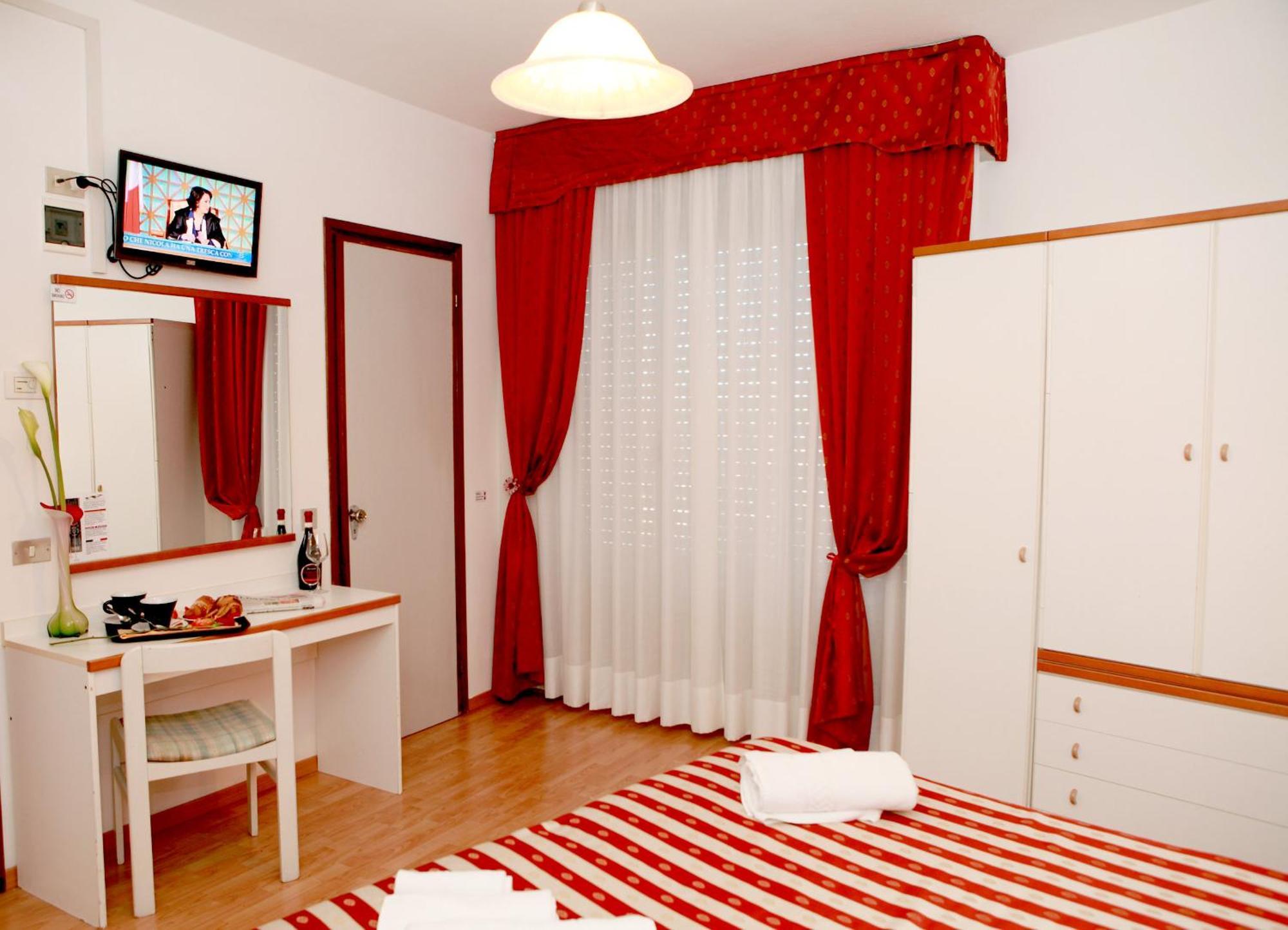 Hotel American Lido di Jesolo Exterior photo